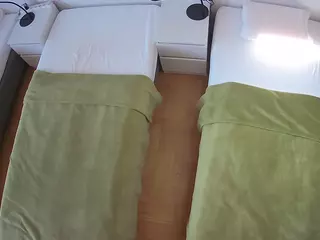 Julmodels Bedroom-D5's Live Sex Cam Show