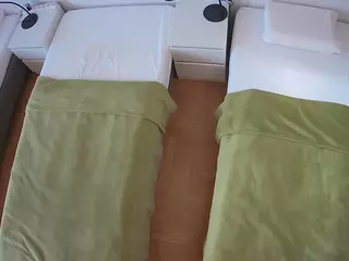 Julmodels Bedroom-D5's Live Sex Cam Show