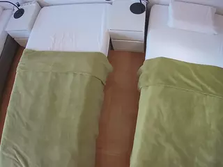 Julmodels Bedroom-D5's Live Sex Cam Show