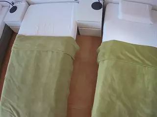 Julmodels Bedroom-D5's Live Sex Cam Show