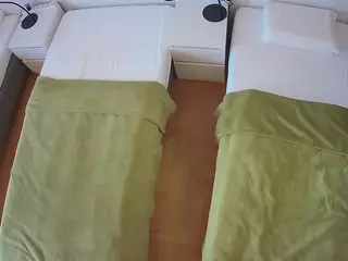 Julmodels Bedroom-D5's Live Sex Cam Show