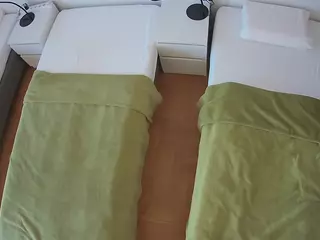 Julmodels Bedroom-D5's Live Sex Cam Show