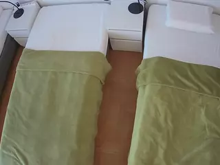 Julmodels Bedroom-D5's Live Sex Cam Show