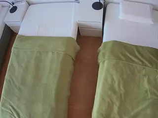 Julmodels Bedroom-D5's Live Sex Cam Show