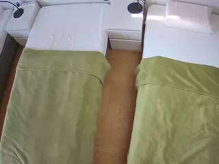 Julmodels Bedroom-D5's Live Sex Cam Show