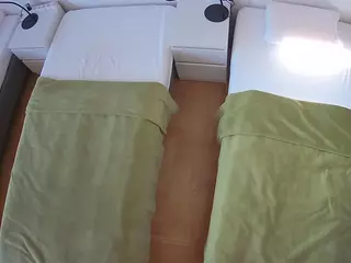 Julmodels Bedroom-D5's Live Sex Cam Show