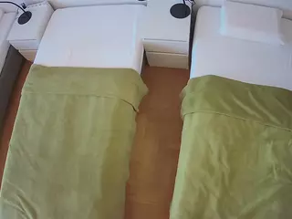 Julmodels Bedroom-D5's Live Sex Cam Show