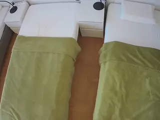 Julmodels Bedroom-D5's Live Sex Cam Show