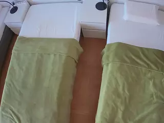 Julmodels Bedroom-D5's Live Sex Cam Show
