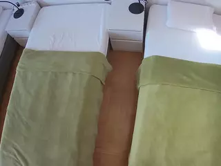 Julmodels Bedroom-D5's Live Sex Cam Show