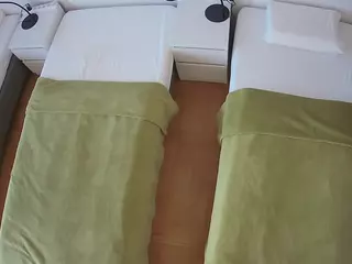 Julmodels Bedroom-D5's Live Sex Cam Show