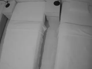 Julmodels Bedroom-D5's Live Sex Cam Show