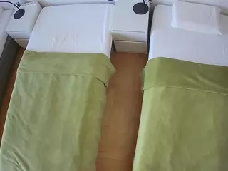 Julmodels Bedroom-D5's Live Sex Cam Show