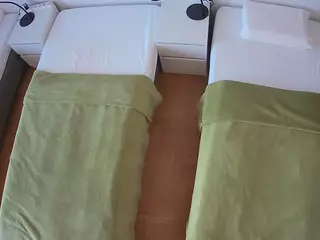 Julmodels Bedroom-D5's Live Sex Cam Show