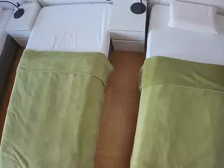 Julmodels Bedroom-D5's Live Sex Cam Show