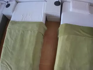 Julmodels Bedroom-D5's Live Sex Cam Show