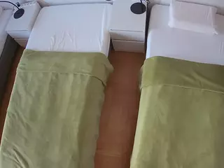Julmodels Bedroom-D5's Live Sex Cam Show