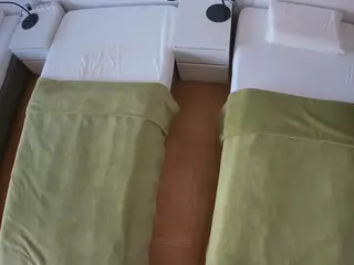 Julmodels Bedroom-D5's Live Sex Cam Show
