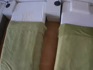 Julmodels Bedroom-D5's Live Sex Cam Show
