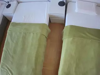 Julmodels Bedroom-D5's Live Sex Cam Show