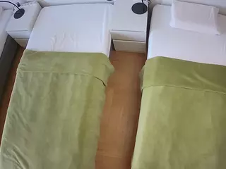 Julmodels Bedroom-D5's Live Sex Cam Show