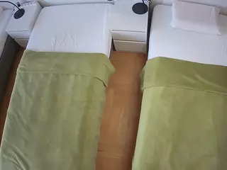 Julmodels Bedroom-D5's Live Sex Cam Show
