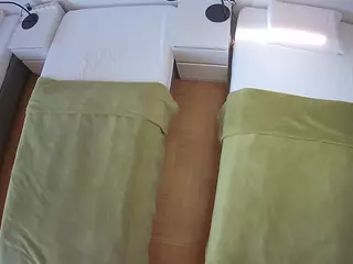 Julmodels Bedroom-D5's Live Sex Cam Show
