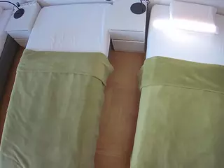 Julmodels Bedroom-D5's Live Sex Cam Show