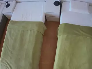 Julmodels Bedroom-D5's Live Sex Cam Show