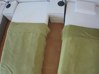 Julmodels Bedroom-D5's Live Sex Cam Show