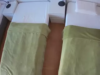 Julmodels Bedroom-D5's Live Sex Cam Show