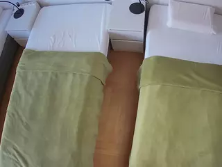Julmodels Bedroom-D5's Live Sex Cam Show