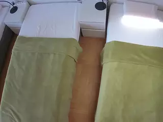 Julmodels Bedroom-D5's Live Sex Cam Show