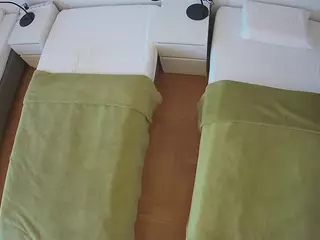 Julmodels Bedroom-D5's Live Sex Cam Show