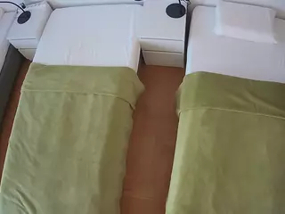 Julmodels Bedroom-D5's Live Sex Cam Show