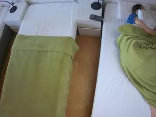 Julmodels Bedroom-D5's Live Sex Cam Show