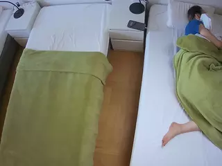 Julmodels Bedroom-D5's Live Sex Cam Show