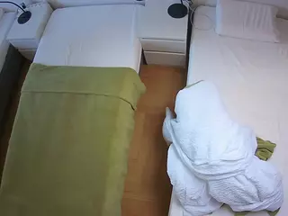 Julmodels Bedroom-D5's Live Sex Cam Show