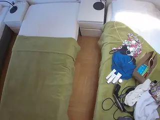 Julmodels Bedroom-D5's Live Sex Cam Show