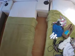 Julmodels Bedroom-D5's Live Sex Cam Show