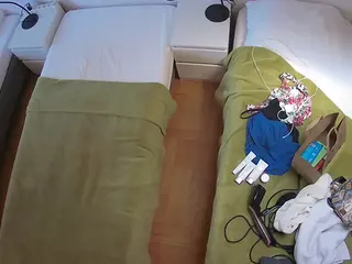 Julmodels Bedroom-D5's Live Sex Cam Show