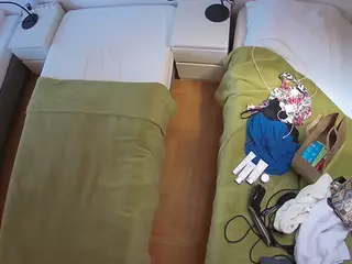 Julmodels Bedroom-D5's Live Sex Cam Show