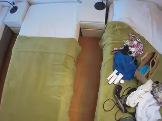Julmodels Bedroom-D5's Live Sex Cam Show