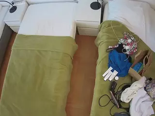 Julmodels Bedroom-D5's Live Sex Cam Show