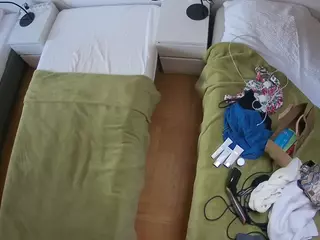 Julmodels Bedroom-D5's Live Sex Cam Show