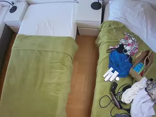 Julmodels Bedroom-D5's Live Sex Cam Show