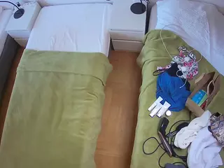 Julmodels Bedroom-D5's Live Sex Cam Show