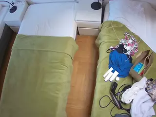 Julmodels Bedroom-D5's Live Sex Cam Show
