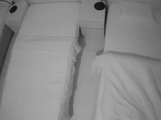Julmodels Bedroom-D5's Live Sex Cam Show