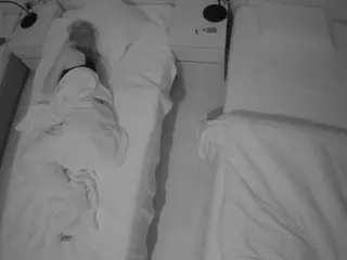 Julmodels Bedroom-D5's Live Sex Cam Show